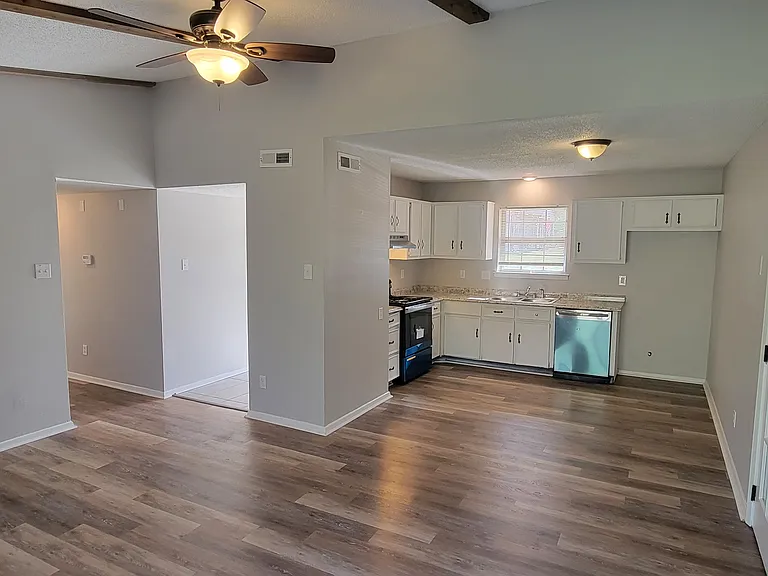 21 Meadowlark Dr — Photo 5