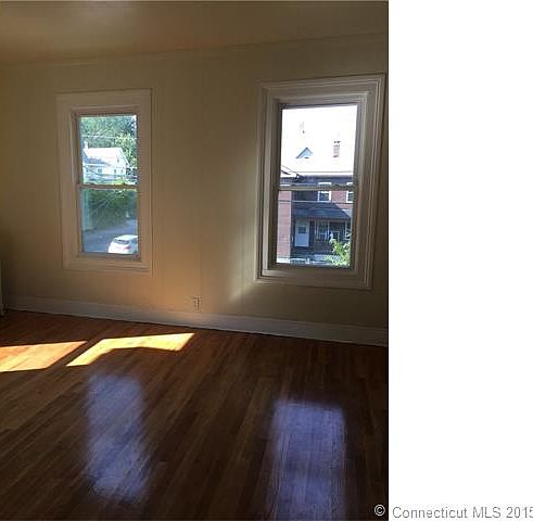 2nd image of 79 High St #2
