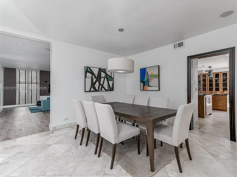 111 S Hibiscus Dr — Photo 14