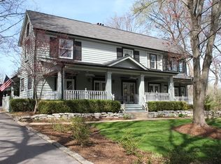 911 Lay Rd, Saint Louis, MO 63124