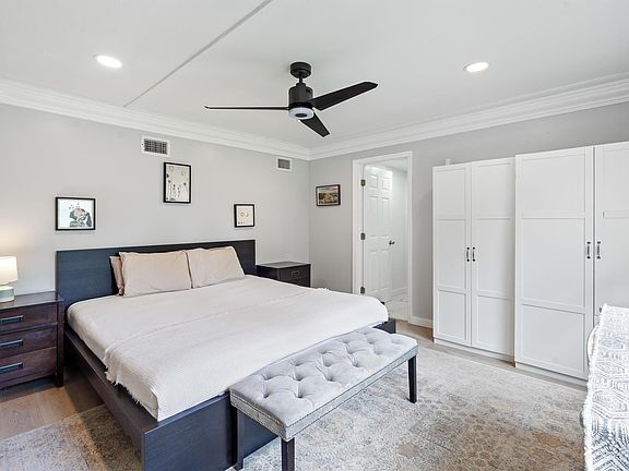 5th image of 508 SW 11th Street
