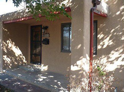 3rd image of 940 Palomas Dr SE