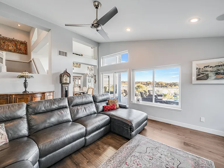 34032 Bedford Ln — Photo 22