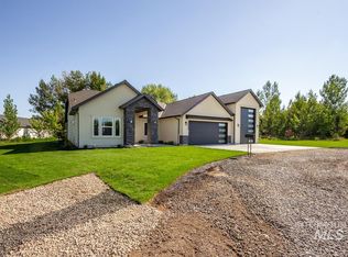 24430 Cowboy Ln, Middleton, ID 83644