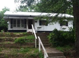 413 S 3rd St, Opelika, AL 36801