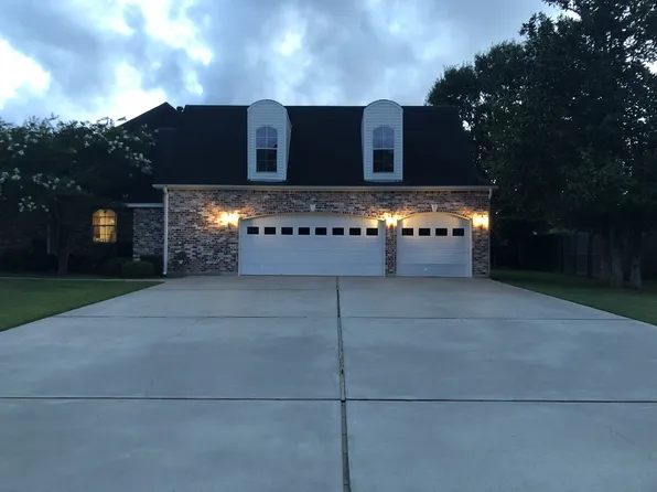 5655 Lexington Cir, Lumberton, TX 77657