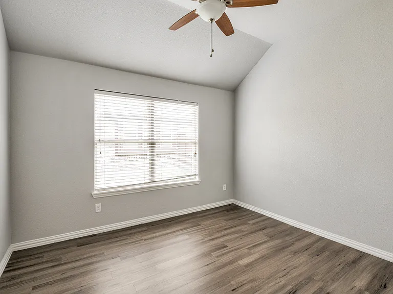1608 Emma Pearl Ln — Photo 19