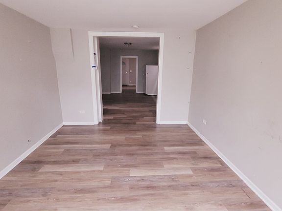 3rd image of 3807 S Albany Ave