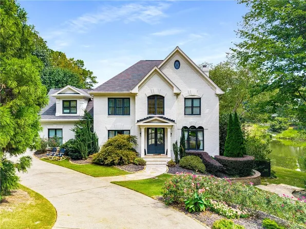 108 Chickering Pkwy, Roswell, GA 30075