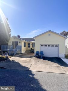 719 141st St, Ocean City, MD, 21842