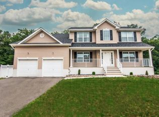 65 Bridle Path, Bayville, NJ 08721