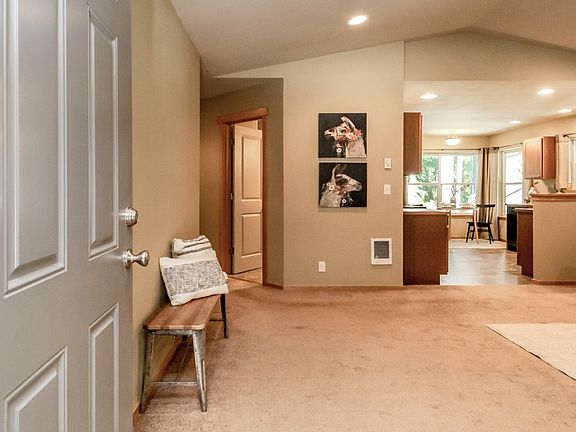 5th image of 8918 -8914 129th Avenue Ct