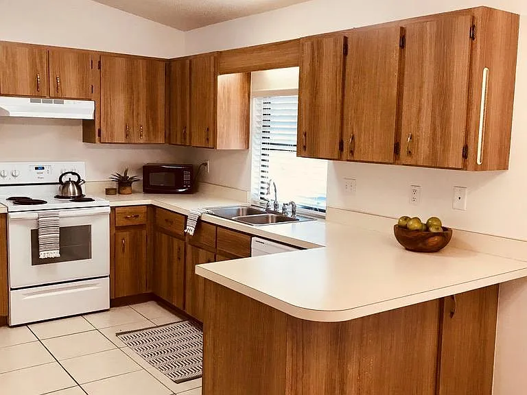 Kitchen - Range View