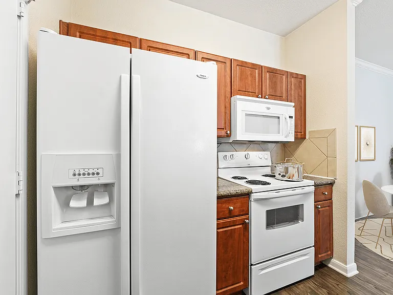 Stonebrook Apartments — Photo 19