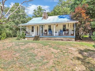 1352 Helton Rd, Sevierville, TN 37876