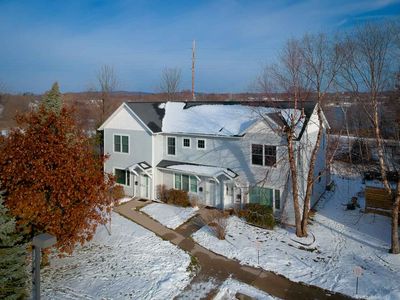 711 Lake Ave APT A, Traverse City, MI, 49684
