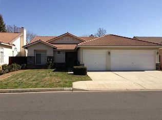 8568 N Recreation Ave, Fresno, CA 93720