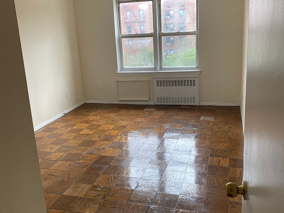 1st image of 3825 Parsons Blvd APT 6N