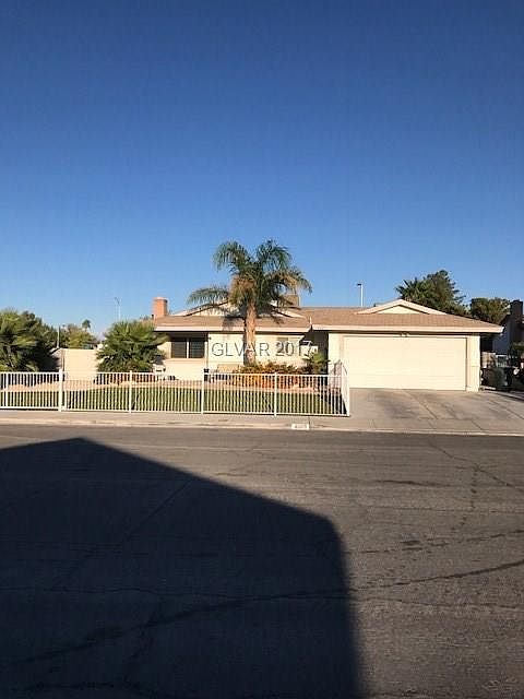 1st image of 4009 Rubidoux Dr