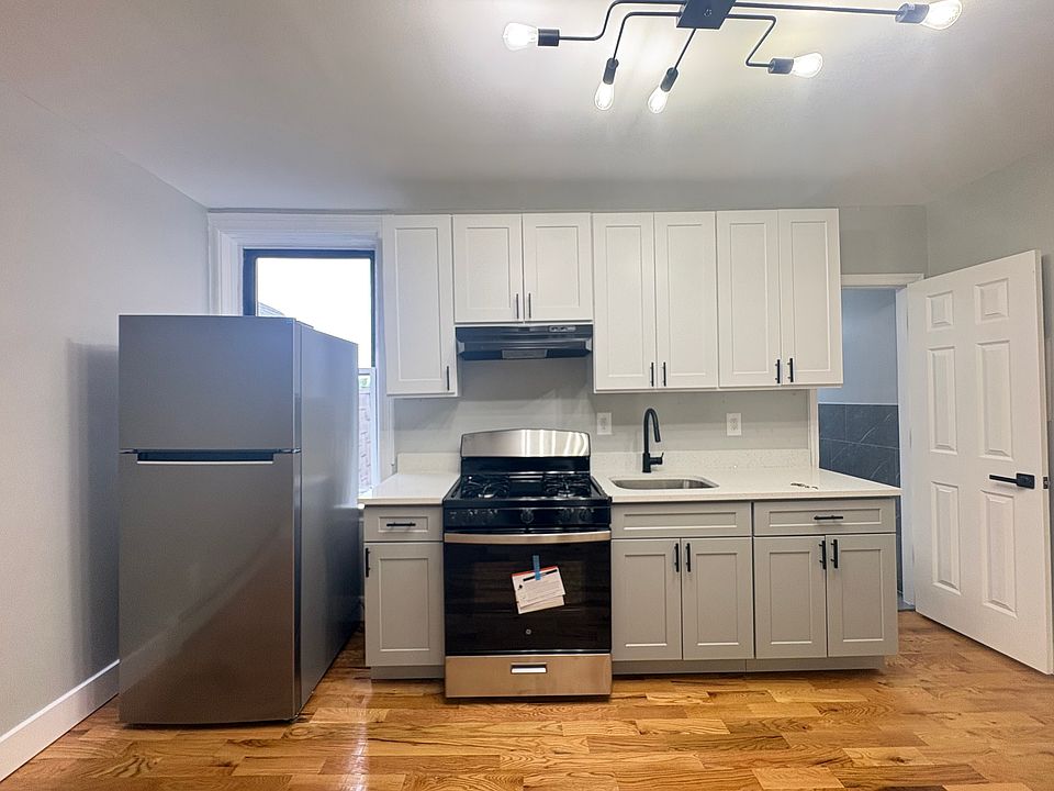 1st image of 838 Communipaw Ave #3R