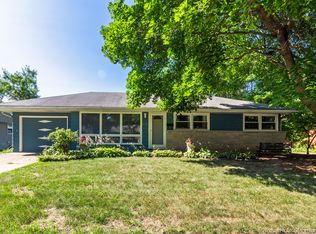 239 Bell Dr, Cary, IL 60013