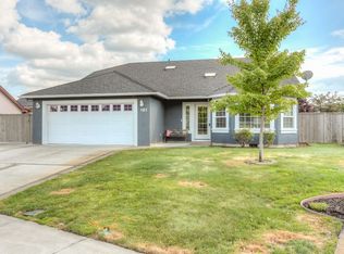151 Orchardview Ave, Central Pt, OR 97502