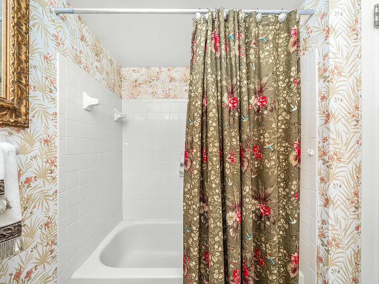 3833 Edgewater Dr — Photo 23