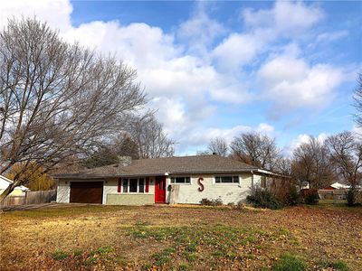 1315 S 10th St, Rogers, AR, 72756