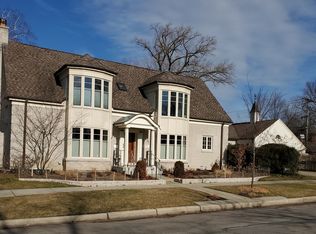 1000 Fair Oaks Ave, Oak Park, IL 60302