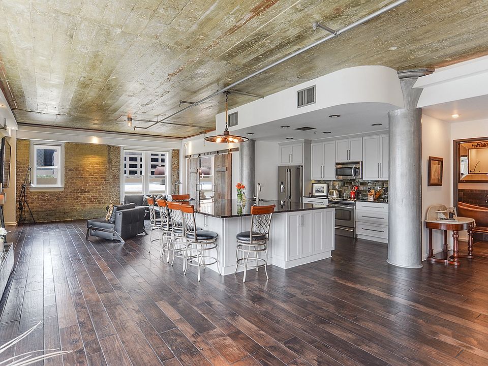 1st image of 909 Lafayette St APT 9