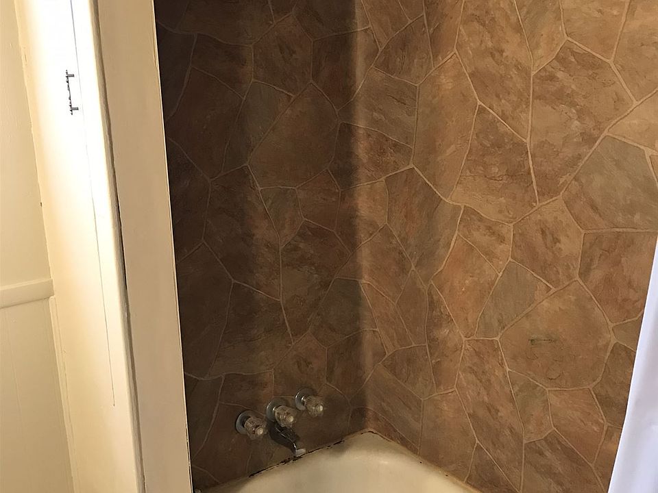 Bathtub