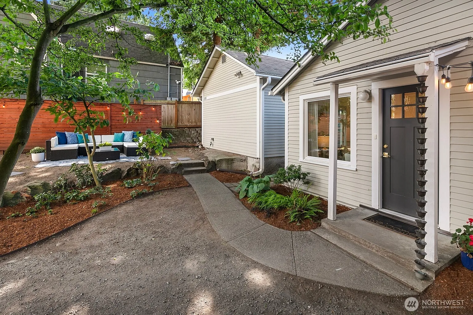10315 Stone Avenue N photo 1
