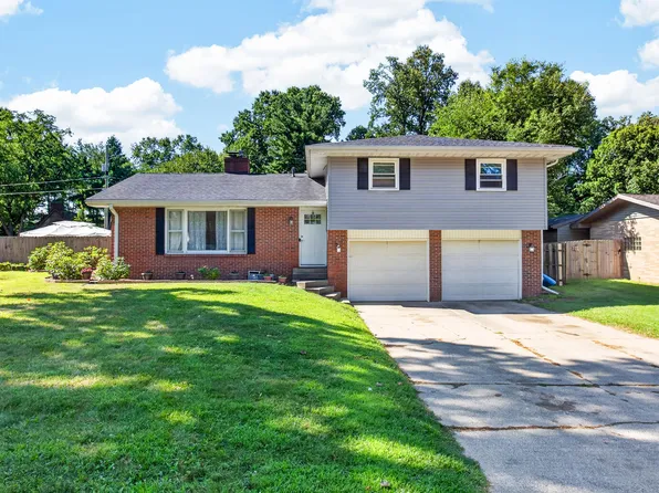 1516 Timberlane Dr, Saint Joseph, MI 49085
