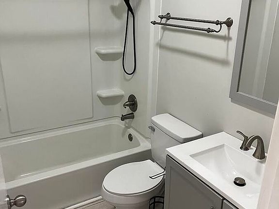 2nd image of 125 Atwood Dr APT 2