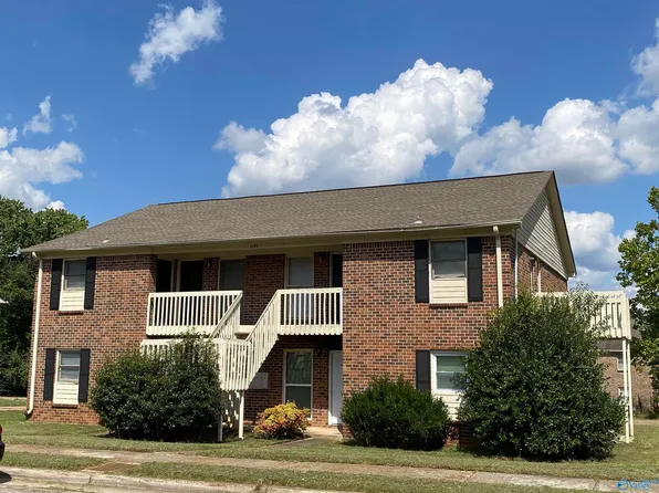 1506 Barrington Rd NW, Huntsville, AL 35816