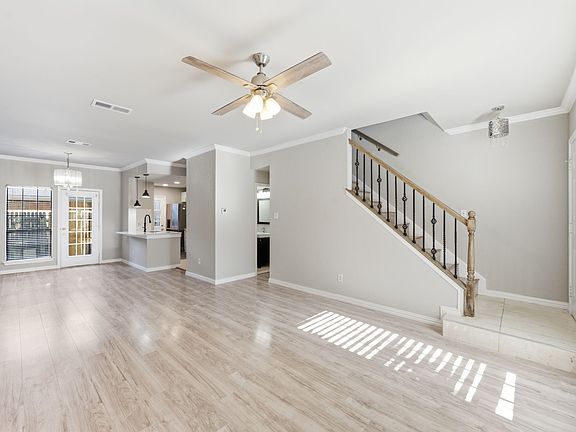 4th image of 14333 Preston Rd APT 1704