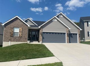 1805 Sunset Rdg, Festus, MO 63028