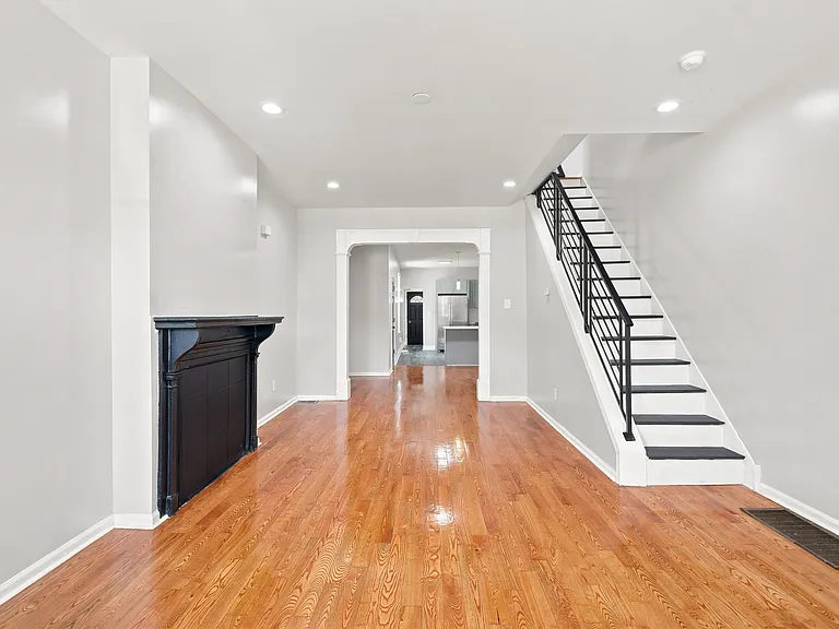 4271 Leidy Ave — Photo 9