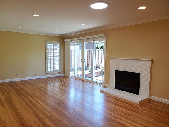 4th image of 815 Brentwood Dr