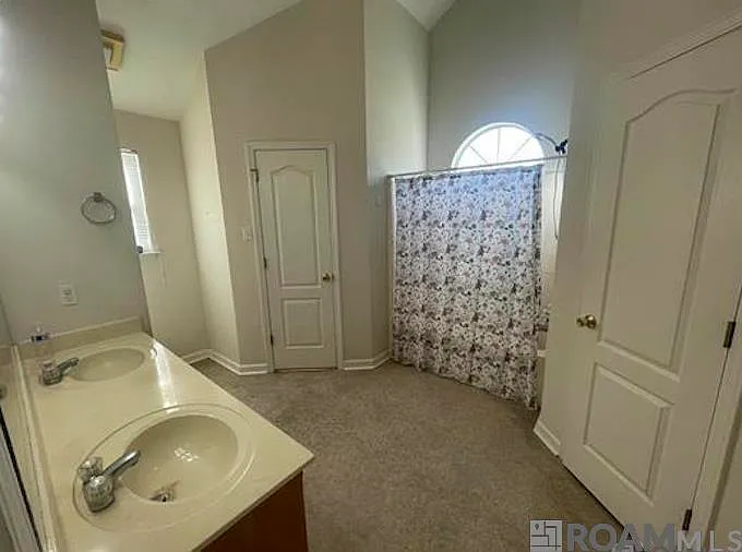 218 Edgehaven Dr — Photo 10
