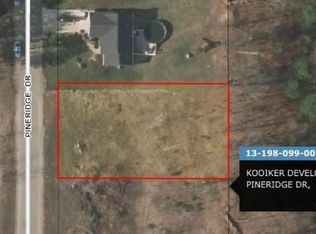 99 Pineridge Dr, Hastings, MI
