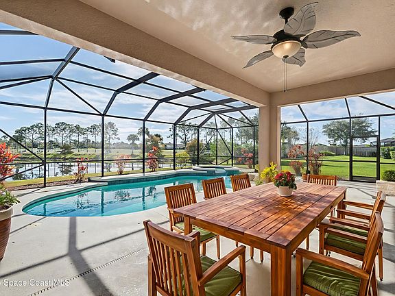 4th image of 3848 Hollisten Cir
