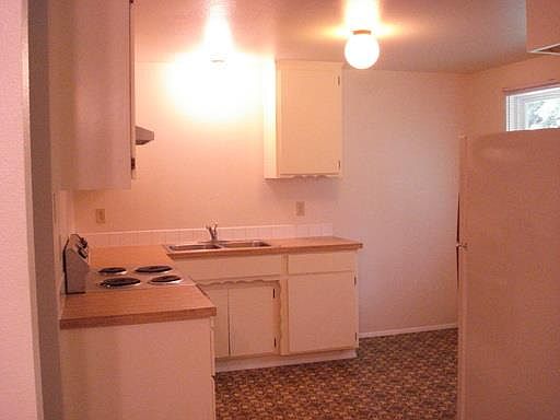 5th image of 4146 Kimberly Way APT A