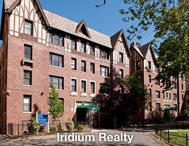 2nd image of 40 S Munn Ave APT 107