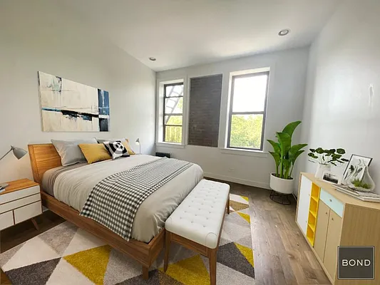 Rented by Bond New York | media 10