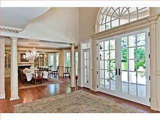 5th image of 30 Woodgate Ct