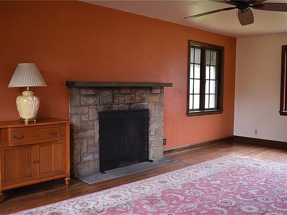 5th image of 213 S Walnut St