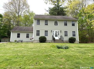 19 McKenna Ave, Griswold, CT 06351