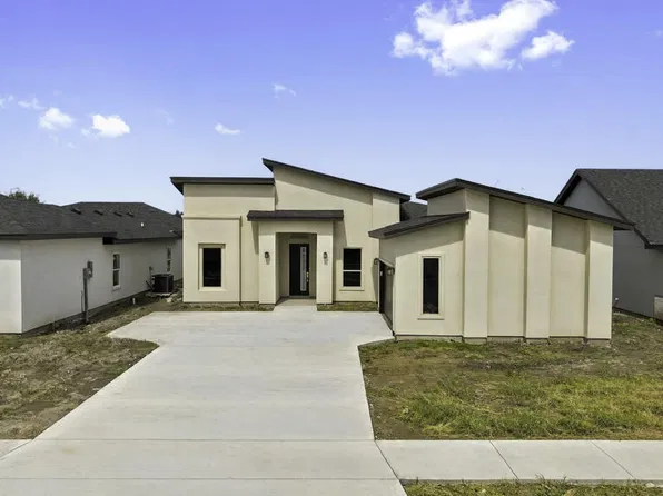 3757 Paseo Cafetos St, Brownsville, TX 78526