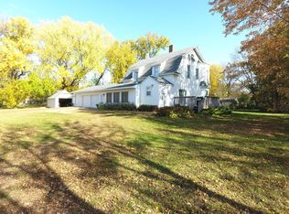 107 W Blessum St, Hanska, MN 56041